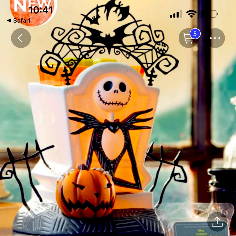 Nightmare before Christmas New In box SCENTSY WAX WARMER